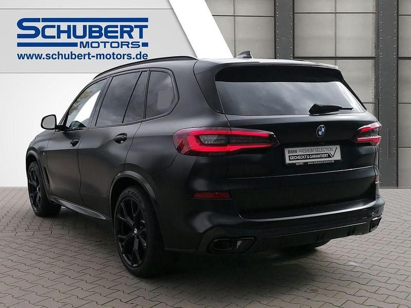 Gebraucht BMW X5 M Sport 286 PS (210 kW) 2022 Bmw individual frozen black SUV