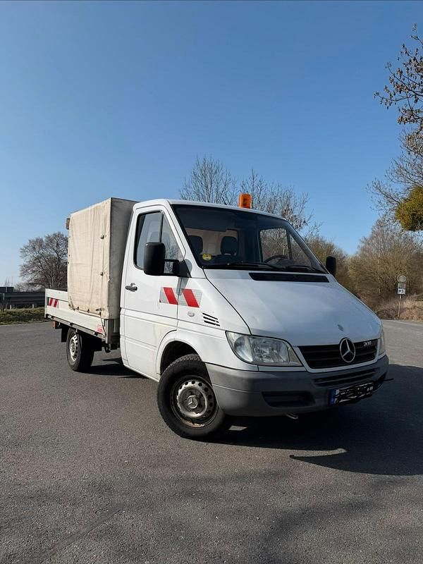 Second-hand Mercedes Sprinter 81 CP (59 kW) 2004 Alb