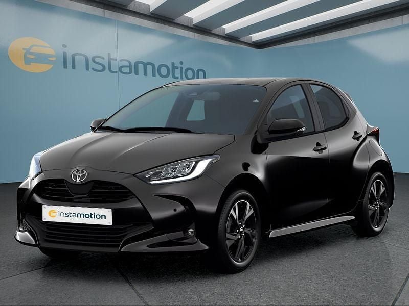Schwarz Neu 2025 Toyota Yaris Hybrid Kleinwagen | 22.949 € (Fairer Preis) - Bild 1/4