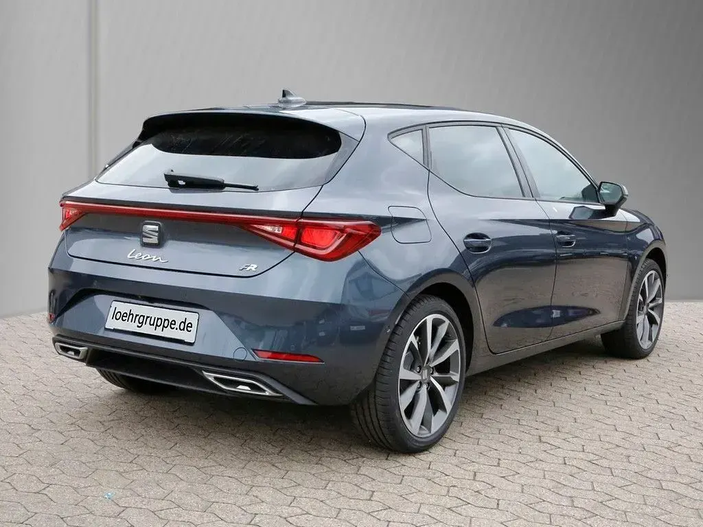 Gebraucht Seat Leon ST Business 150 PS (110 kW) 2026 Grau Kombi