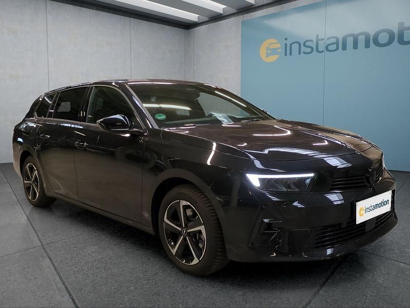 Neu Opel Astra 131 PS (96 kW) 2025 Schwarz Kombi
