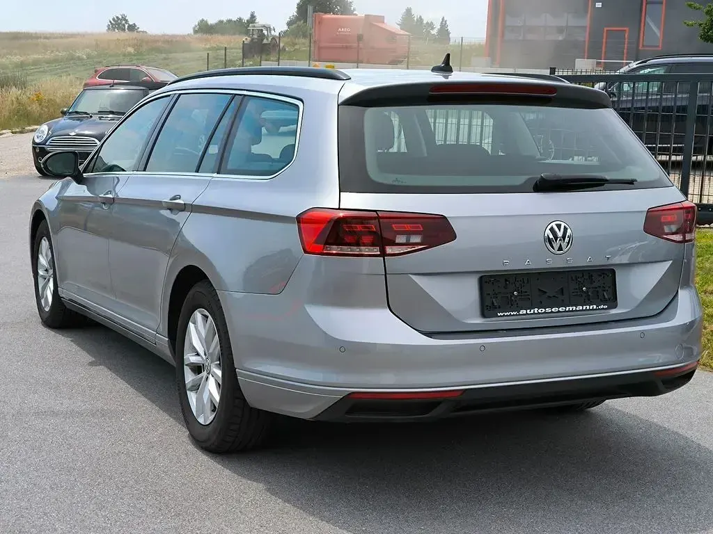 Gebraucht VW Passat Business 120 PS (88 kW) 2020 Silber Kombi