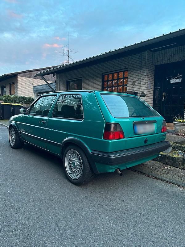 Gebraucht VW Golf II 69 PS (50 kW) 1990 Grün Kleinwagen