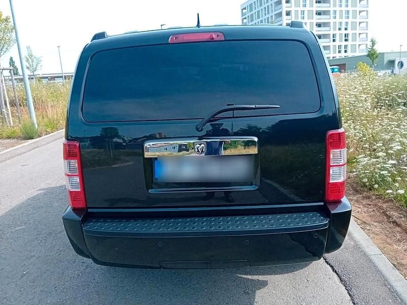 Second-hand Dodge Nitro SXT 177 CP (130 kW) 2011 Negru SUV