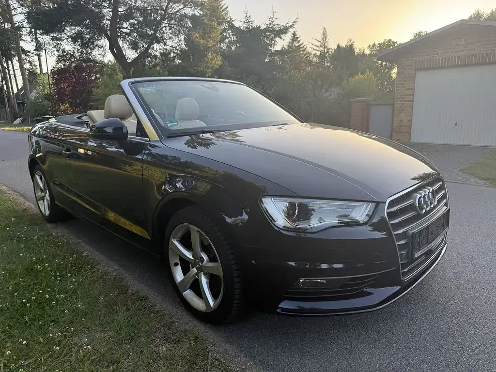 Gebraucht Audi A3 Cabriolet Ambiente 179 PS (131 kW) 2014 Schwarz Cabrio