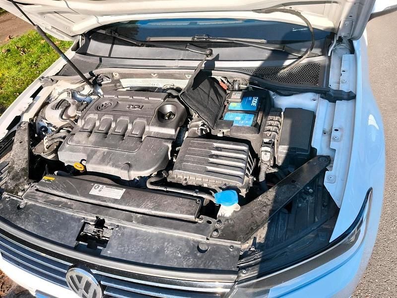Gebraucht VW Passat 150 PS (110 kW) 2017 Weiß Kombi