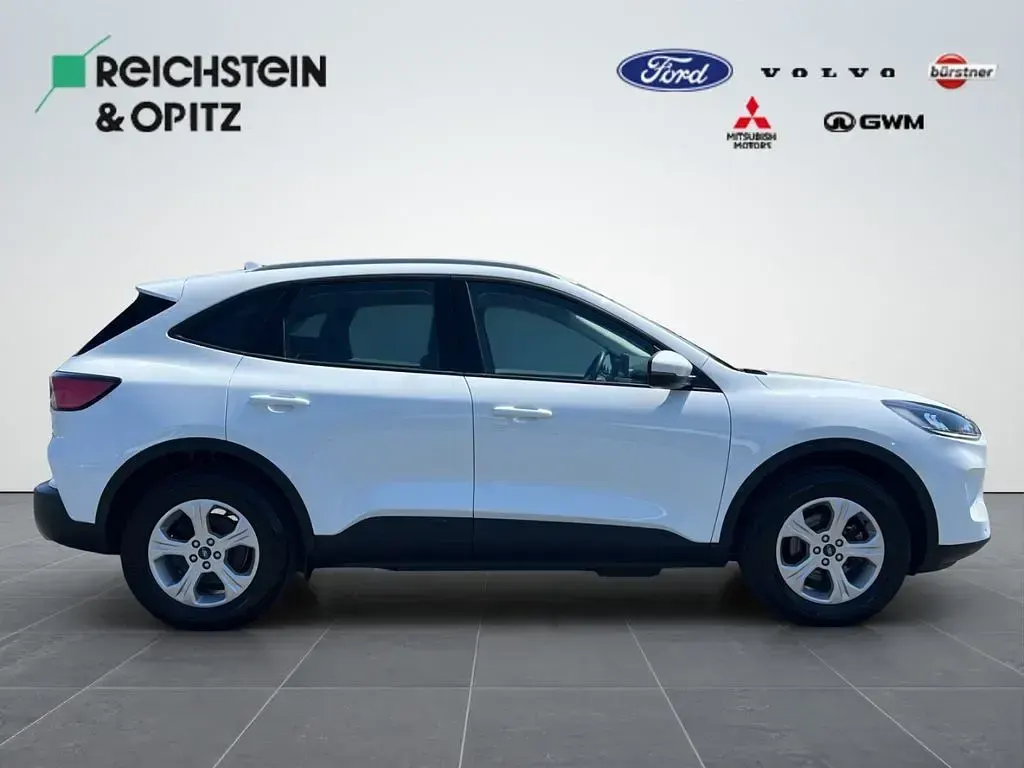 Gebraucht Ford Kuga Cool & Connect 225 PS (165 kW) 2022 Weiss SUV