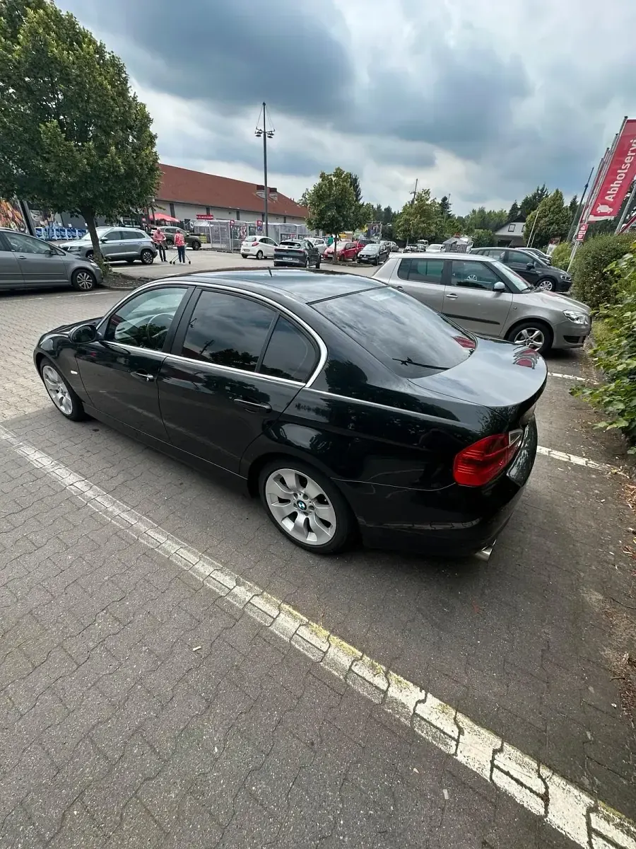 Gebraucht BMW 330 258 PS (189 kW) 2005 Schwarz Limousine