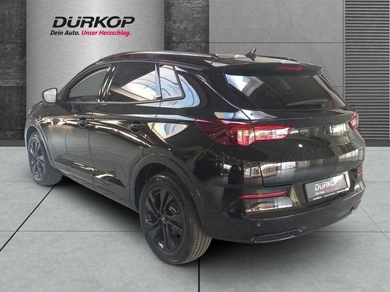 Gebraucht Opel Grandland X GS Line 131 PS (96 kW) 2024 Lackierung schwarz perla nera/ SUV