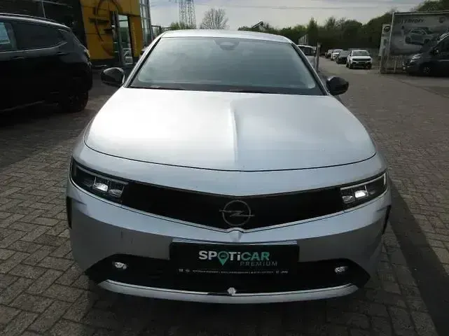 Gebraucht Opel Astra Edition 181 PS (133 kW) 2022 Silber Limousine