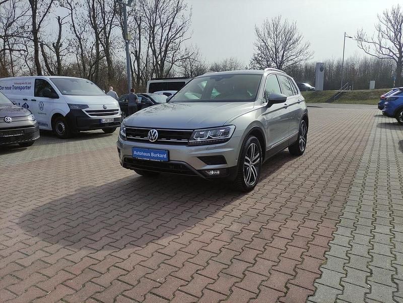 Gebraucht VW Tiguan Highline 179 PS (131 kW) 2017 Tungsten silver metallic SUV