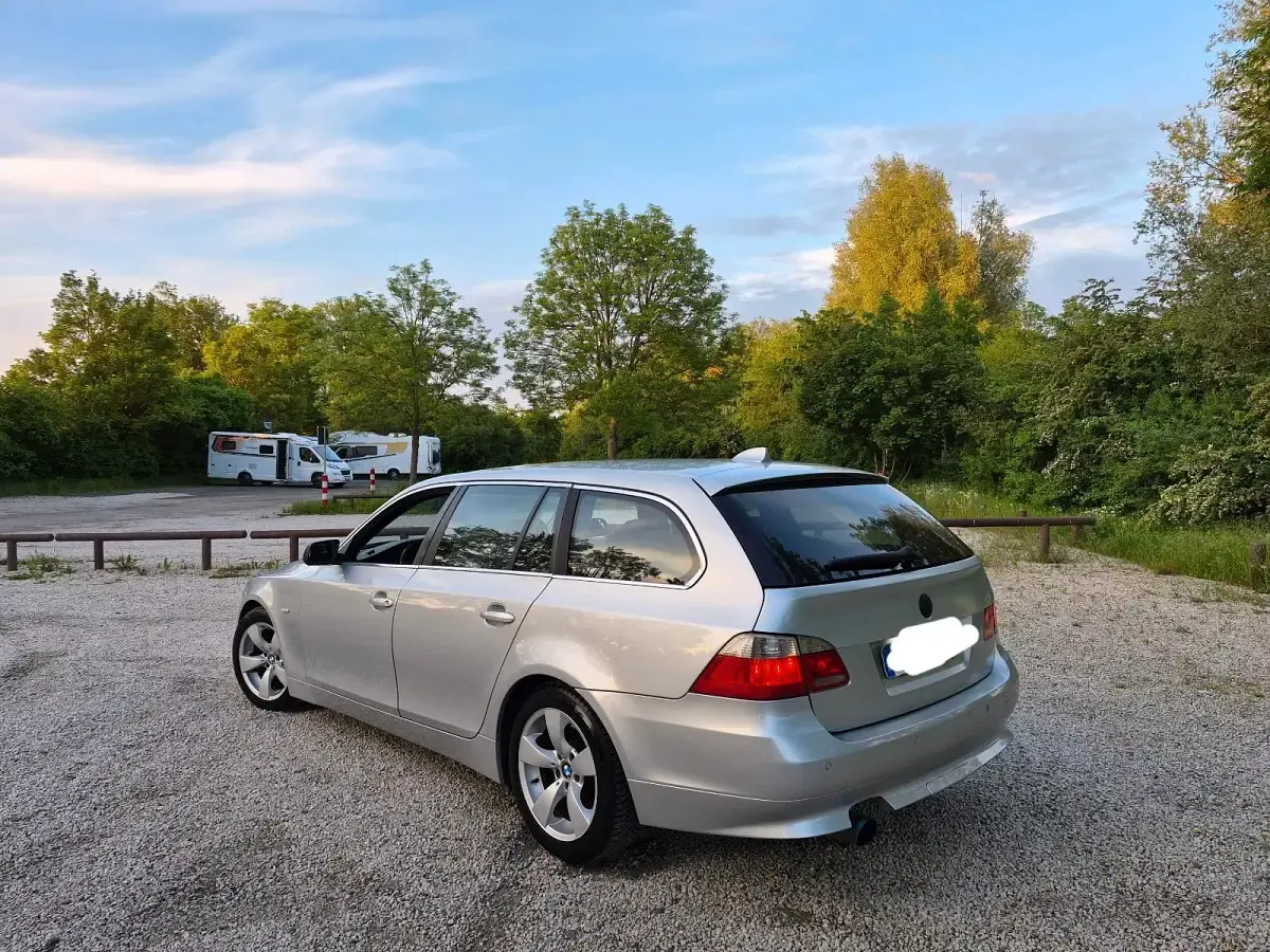 Brugt BMW 525 177 HK (130 kW) 2006 Sølv Stationcar