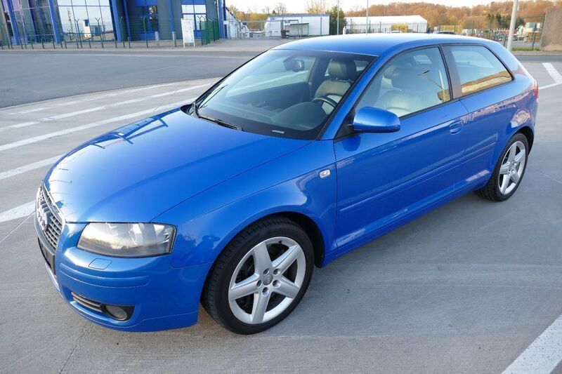 Blau Gebraucht 2006 Audi A3 Exclusive Limousine | 17.990 € - Bild 1/4