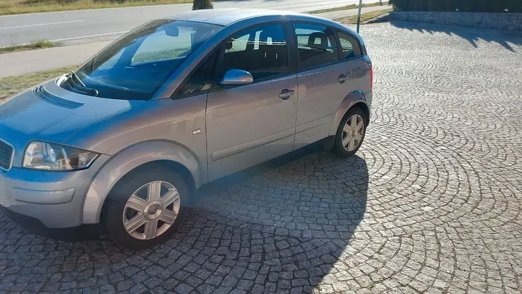 Gebraucht Audi A2 75 PS (55 kW) 2004 Blau Kleinwagen