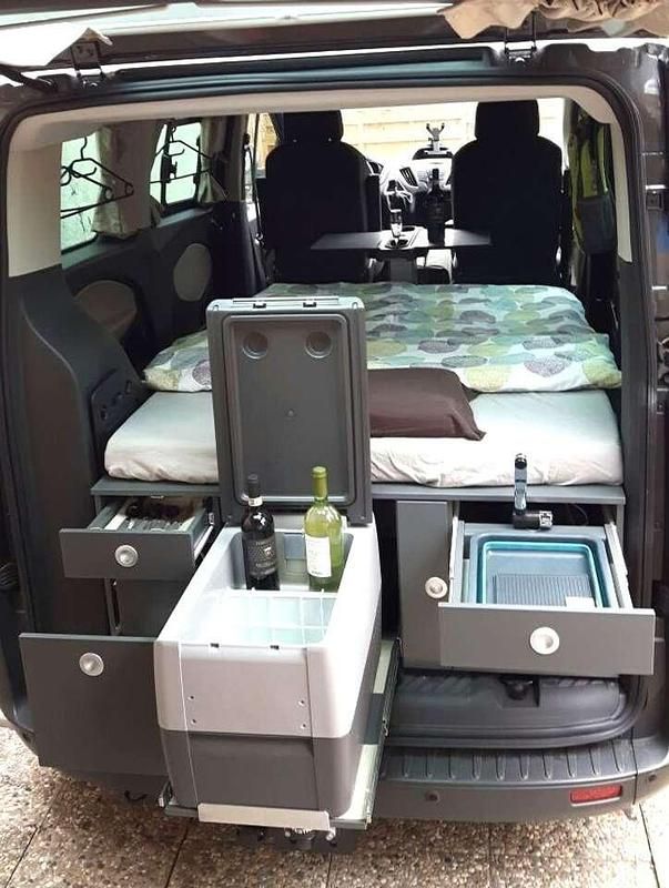 Gebraucht Ford Tourneo 155 PS (114 kW) 2016 Grau Van / Kleinbus