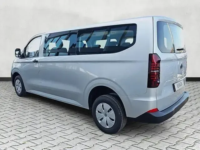 Neu VW Caravelle 110 PS (80 kW) 2025 Van
