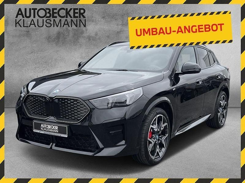 Schwarz Gebraucht 2024 BMW iX2 M Sport SUV | 60.490 € (Etwas zu teuer) - Bild 1/4
