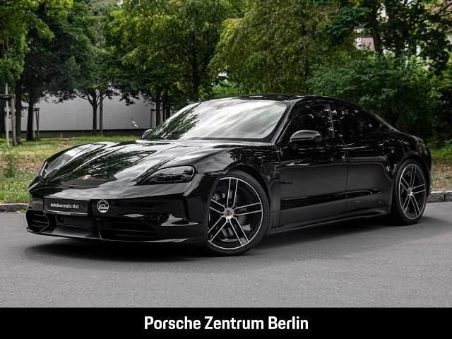Neu Porsche Taycan GTS 514 kW (700 PS) 2025 Gruen Limousine