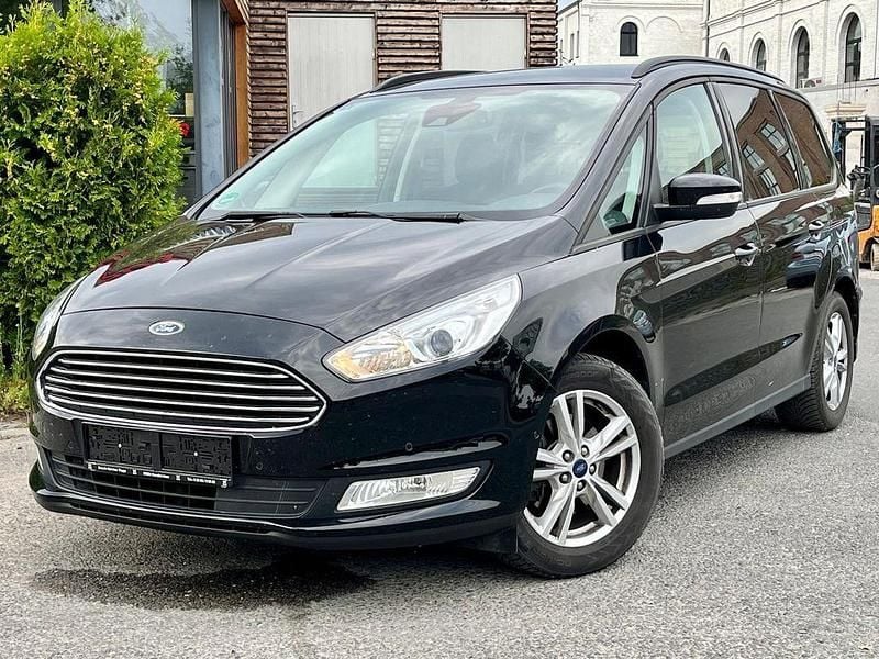 Schwarz Gebraucht 2018 Ford Galaxy Business Edition Van / Kleinbus | 12.800 € - Bild 1/4
