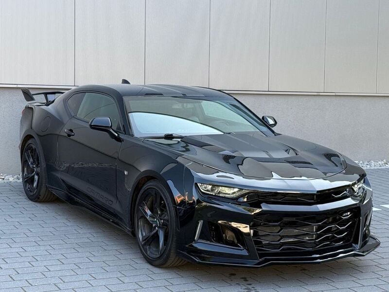 Schwarz Gebraucht 2020 Chevrolet Camaro ZL1 Coupé | 27.700 € (Etwas zu teuer) - Bild 1/4