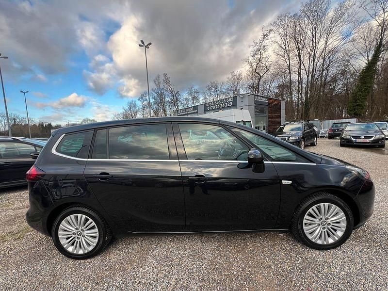 Gebraucht Opel Zafira Tourer Business Innovation 170 PS (125 kW) 2016 Schwarz Van / Kleinbus