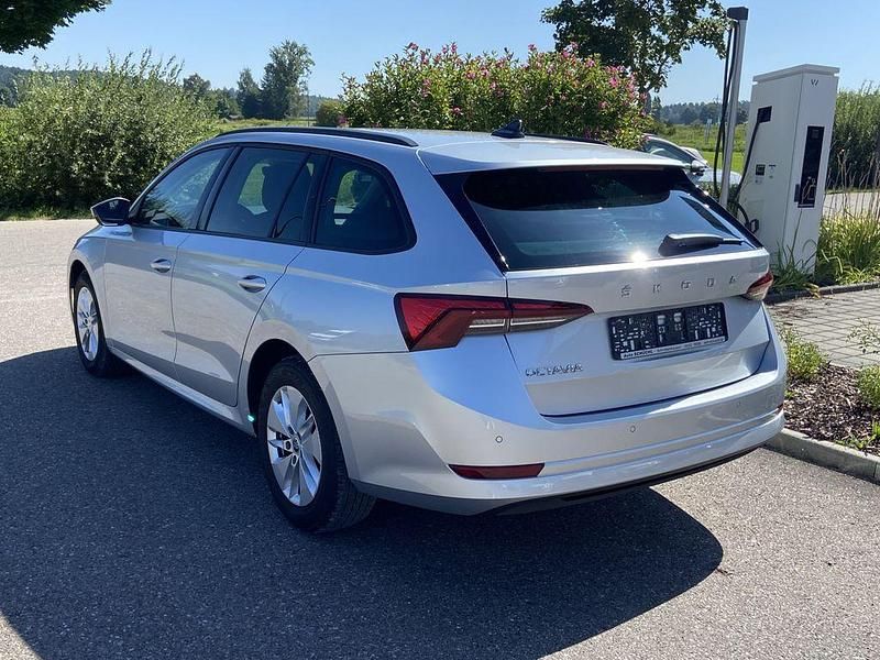 Gebraucht Skoda Octavia 116 PS (85 kW) 2022 Silber Kombi