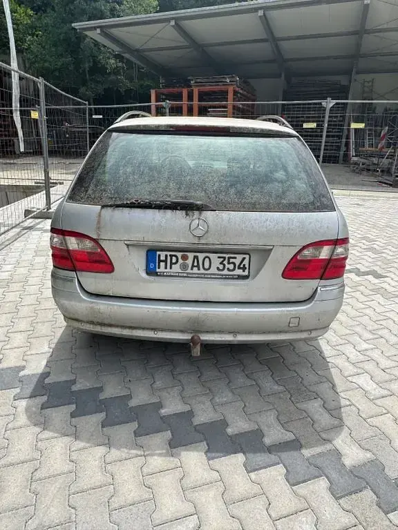 Gebraucht Mercedes E320 Elegance 204 PS (150 kW) 2004 Silber Limousine