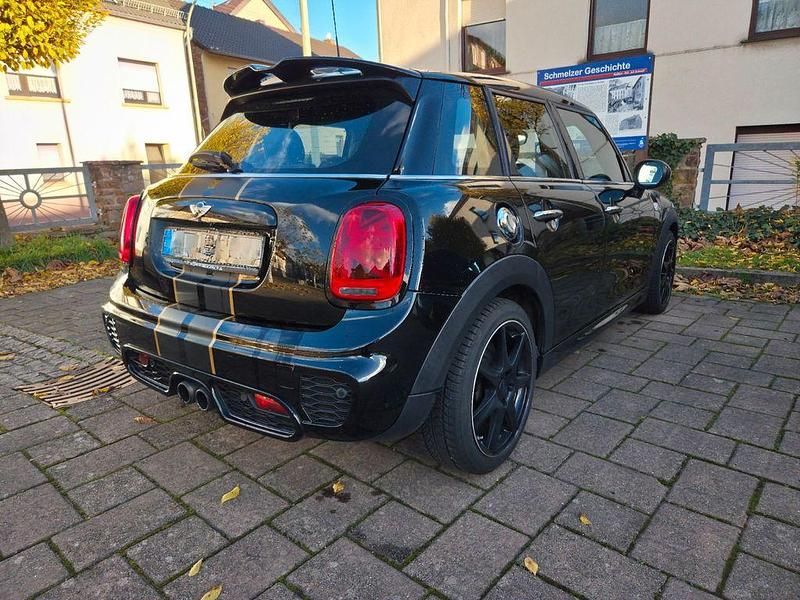 Schwarz Gebraucht 2016 Mini John Cooper Works Kleinwagen | 12.950 € (Fairer Preis) - Bild 1/3