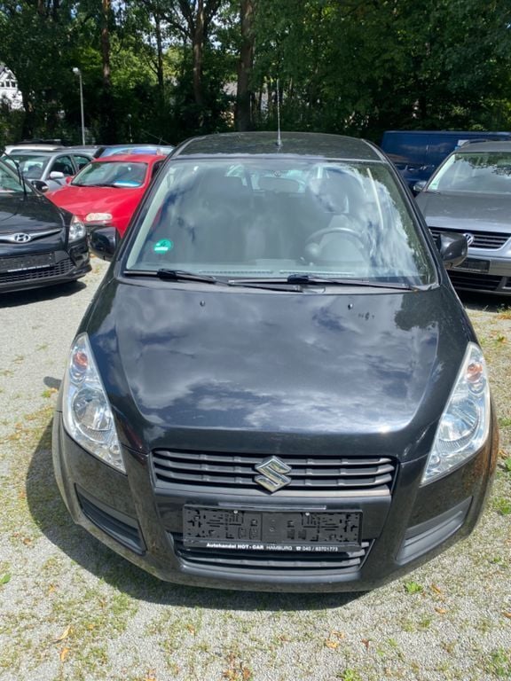 Gebraucht Suzuki Splash Club 94 PS (69 kW) 2012 Schwarz Kleinwagen