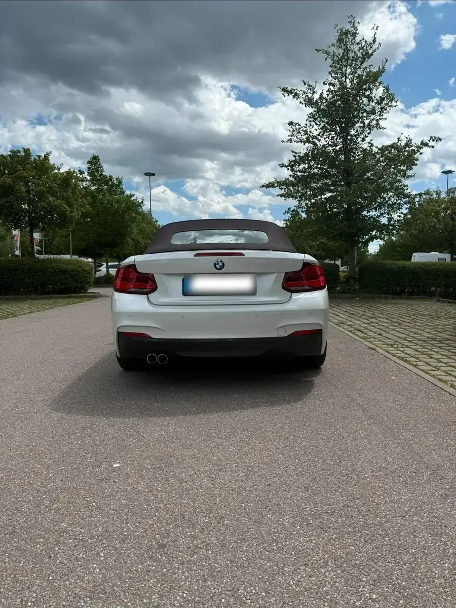 Gebraucht BMW 225 M Sport 231 PS (169 kW) 2018 Weiß Cabrio