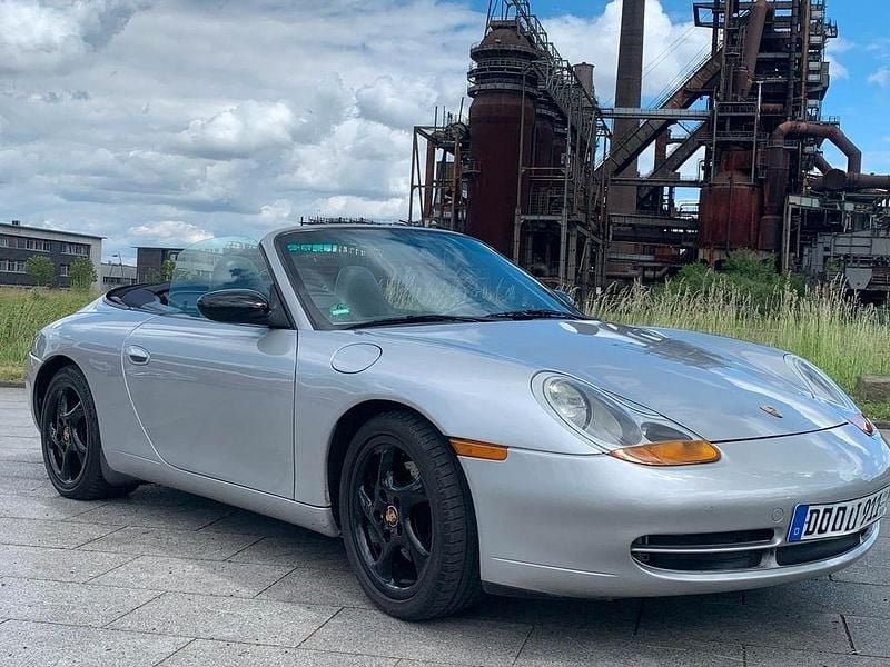 Gebraucht Porsche 911 Carrera Cabriolet 300 PS (220 kW) 1998 Silber Cabrio