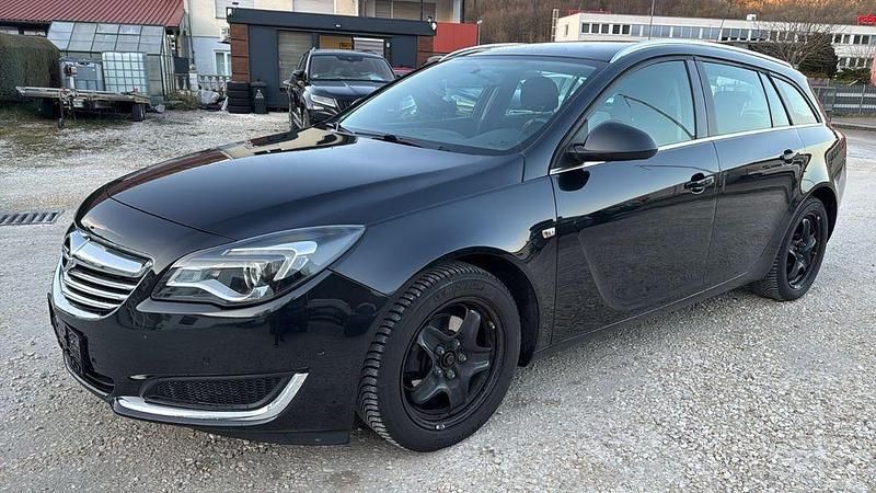 Gebraucht Opel Insignia Edition 140 PS (102 kW) 2014 Schwarz Kombi