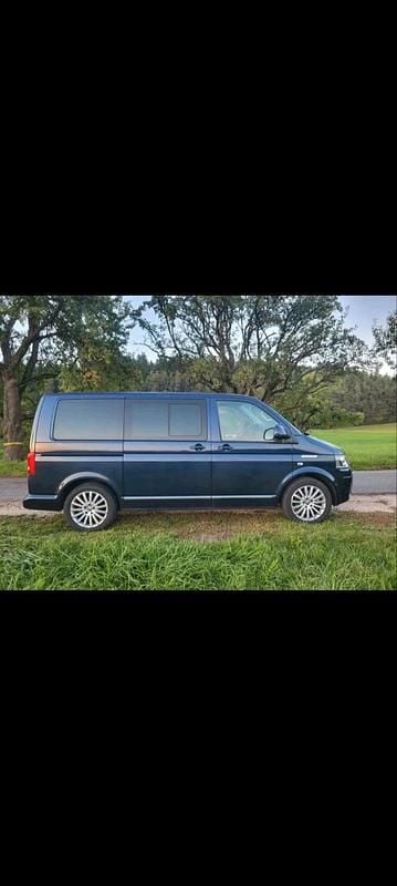 Blau Gebraucht 2014 VW T5 Van | 36.700 € - Bild 1/4