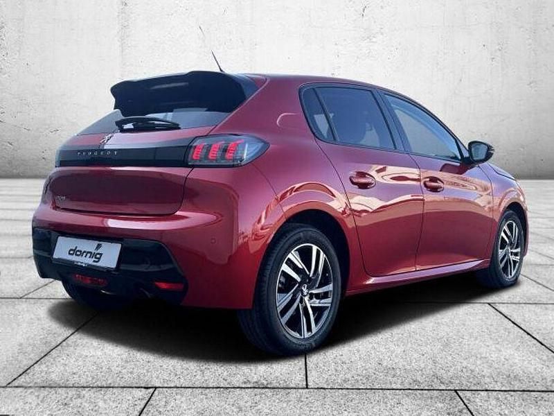 Gebraucht Peugeot 208 Allure 101 PS (74 kW) 2022 Rot Kleinwagen