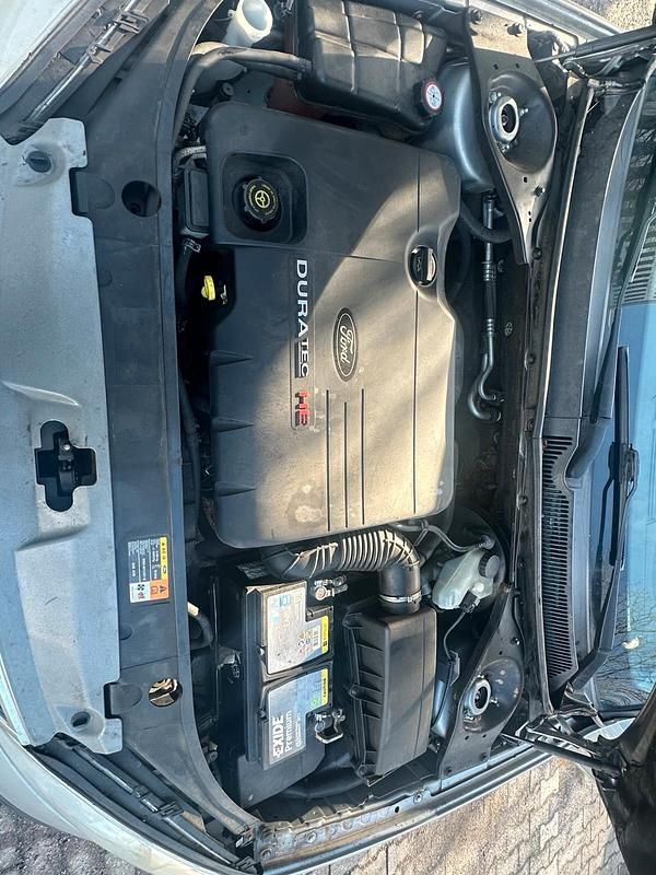 Gebraucht Ford Mondeo 102 PS (75 kW) 2007 Grau Limousine