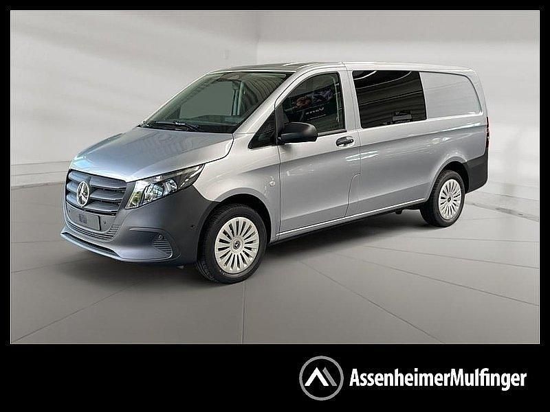 Hightechsilber metallic Gebraucht 2025 Mercedes Vito Van / Kleinbus | 55.406 € - Bild 1/4