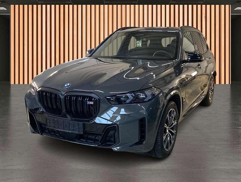Gebraucht BMW X5 M 530 PS (389 kW) 2025 Dravitgrau SUV