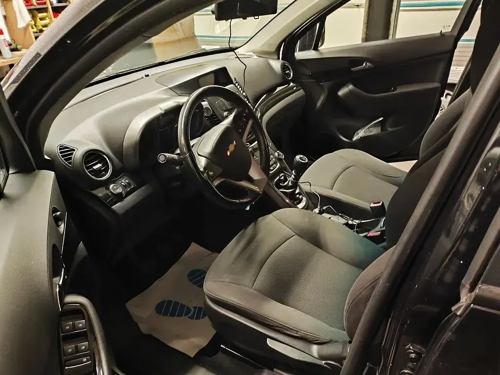 Gebraucht Chevrolet Orlando 163 PS (119 kW) 2012 Schwarz Van / Kleinbus