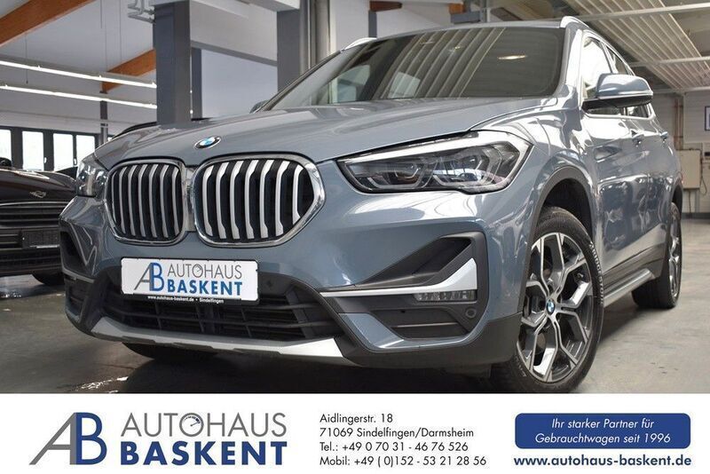 Grau Gebraucht 2021 BMW X1 xLine SUV | 28.890 € (Fairer Preis) - Bild 1/4