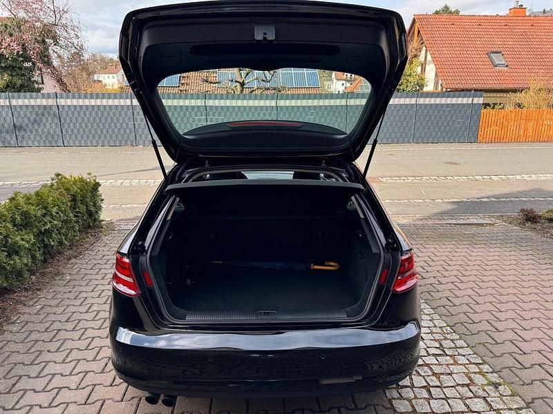 Gebraucht Audi A3 Ambiente 125 PS (91 kW) 2014 Schwarz Kombi