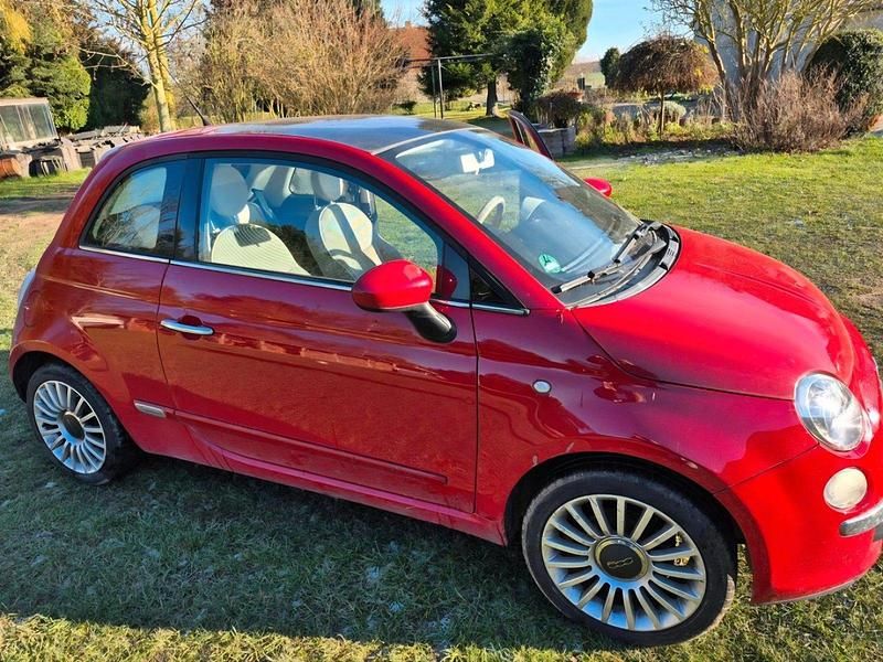 Rot Gebraucht 2010 Fiat 500 Lounge Kleinwagen | 2.499 € (Superpreis) - Bild 1/4