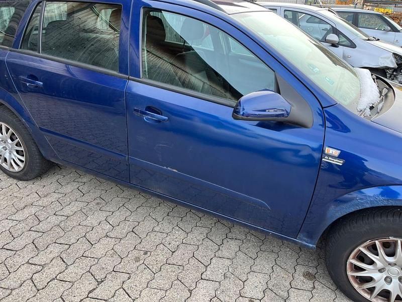 Gebraucht Opel Astra Edition 90 PS (66 kW) 2005 Blau Limousine