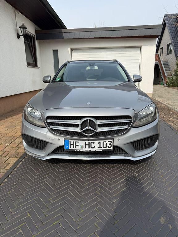 Gebraucht Mercedes C220 AMG line 170 PS (125 kW) 2015 Grau Limousine
