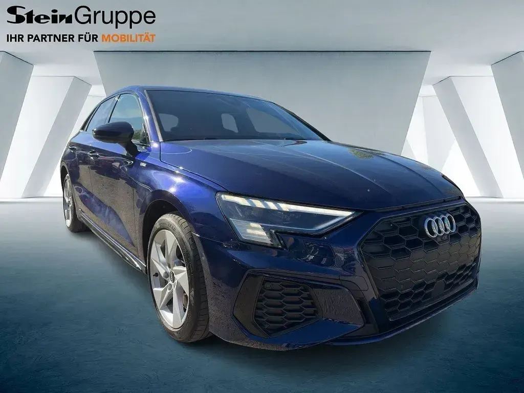 Gebraucht Audi A3 S-Line 245 PS (180 kW) 2023 Blau Limousine