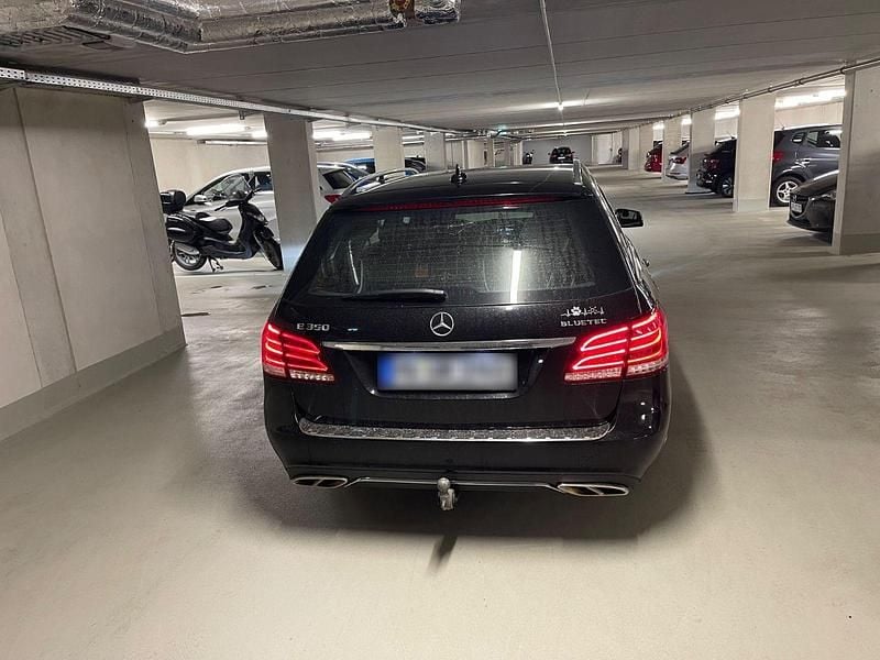 Gebraucht Mercedes E350 258 PS (189 kW) 2015 Schwarz Kombi