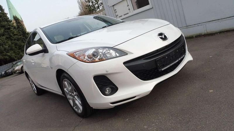 Gebraucht Mazda 3 Edition 150 PS (110 kW) 2013 Weiß Limousine