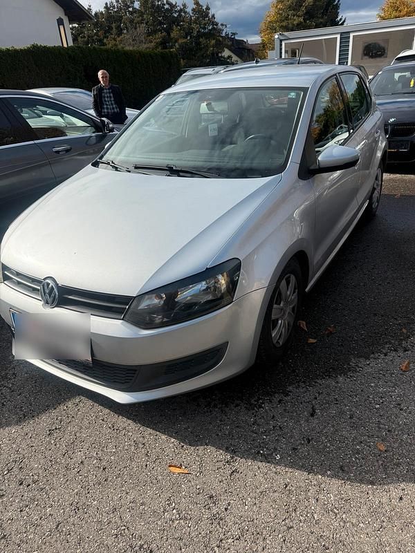Silber Gebraucht 2009 VW Polo Kleinwagen | 2.500 € (Guter Preis) - Bild 1/4