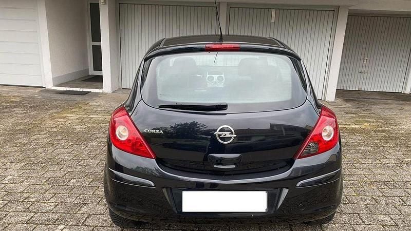 Gebraucht Opel Corsa Active 87 PS (63 kW) 2013 Schwarz Kleinwagen