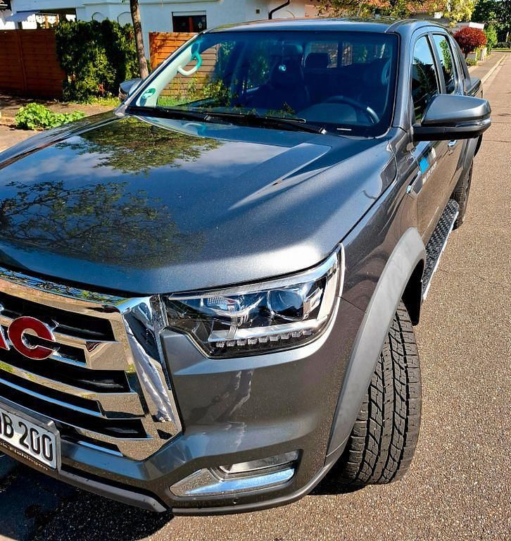 Gebraucht JAC JS8 200 PS (147 kW) 2023 Grau SUV