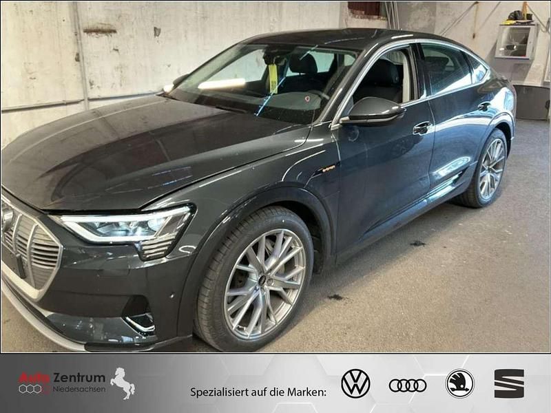 Manhattan gray metallic Gebraucht 2023 Audi e-tron Sportback Advanced SUV | 34.770 € (Superpreis) - Bild 1/2